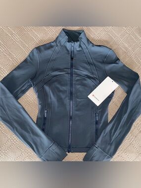 Lululemon cropped define jacket